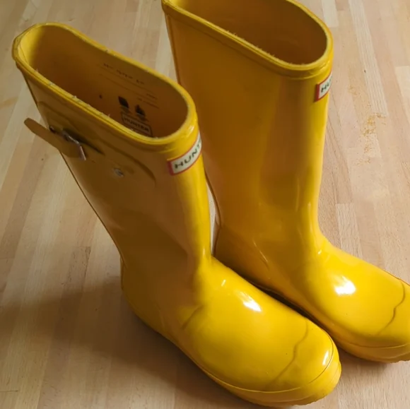 Hunter Original Kids Gloss Classic Yellow Rain Boots Big Kid 4 Youth - Picture 2 of 11